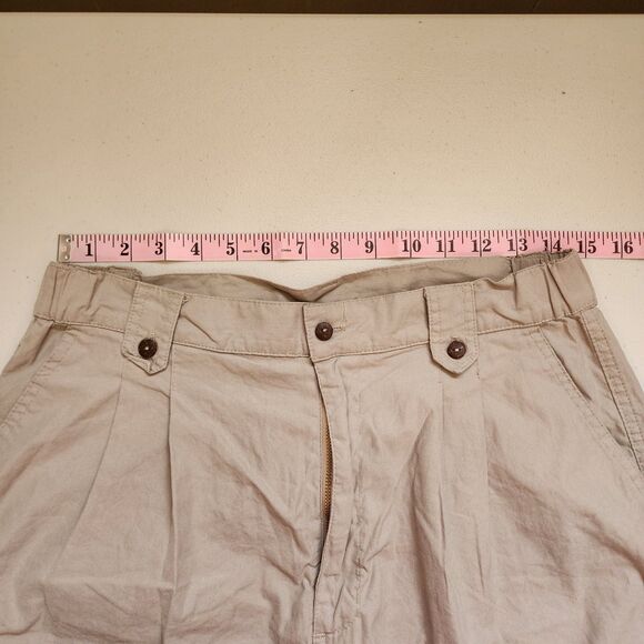 Kuhl Shorts Womens Large Tan High Waist Pleated Front Vintage alf USA Made - Picture 5 of 8